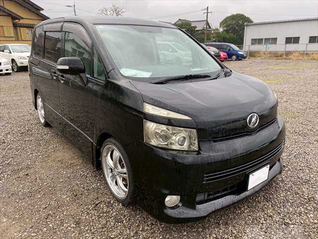 2007 Toyota Voxy