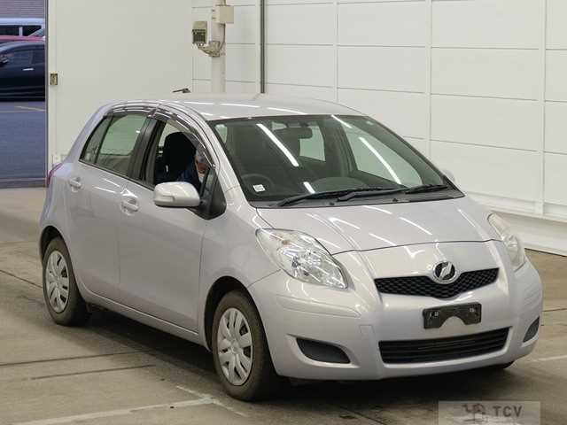2010 Toyota Vitz