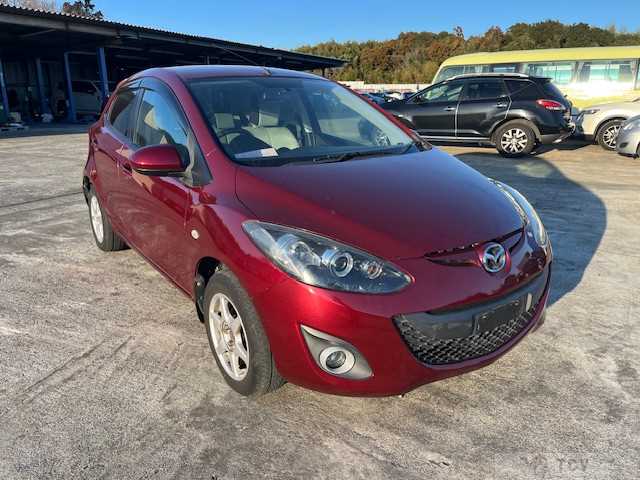 2012 Mazda Demio