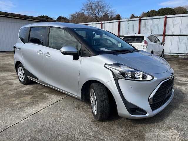 2022 Toyota Sienta
