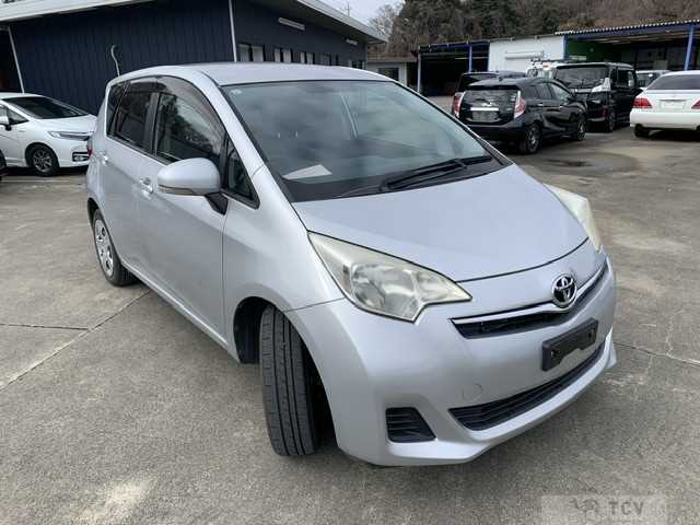 2011 Toyota Ractis