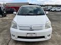 2005 Toyota Raum