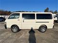 2002 Toyota Hiace Van