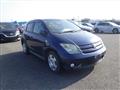 2004 Toyota IST