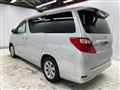2014 Toyota Alphard