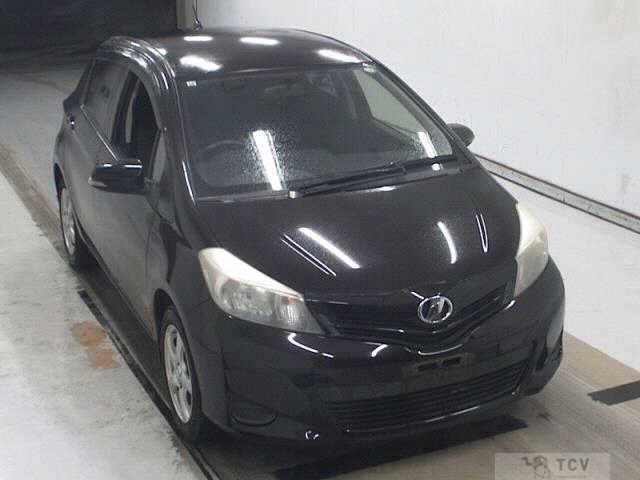 2013 Toyota Vitz