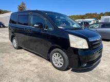 2008 Toyota Noah