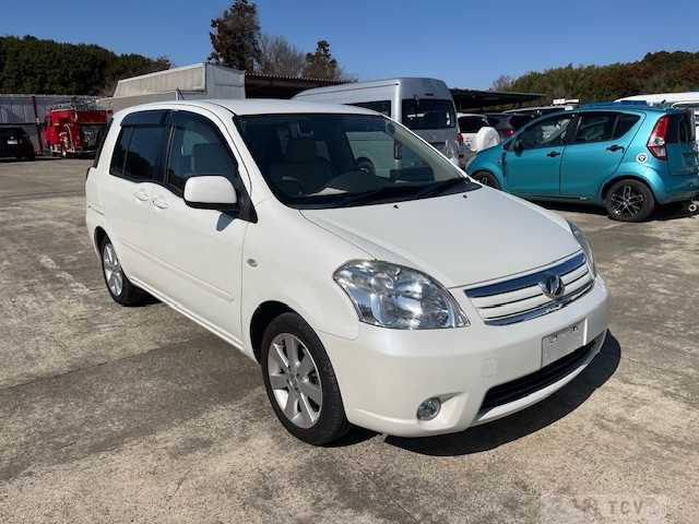 2008 Toyota Raum