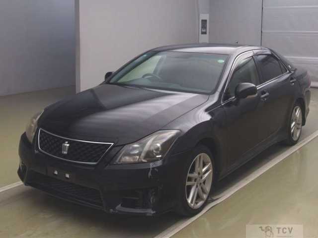 2013 Toyota Crown