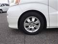 2005 Toyota Alphard
