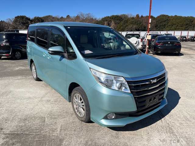 2014 Toyota Noah