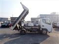 2003 Mitsubishi Canter