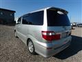 2004 Toyota Alphard
