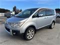2008 Mitsubishi Delica D5