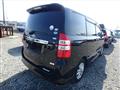 2011 Toyota Noah