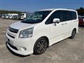 2009 Toyota Noah