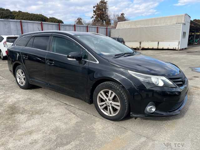 2013 Toyota Avensis Wagon