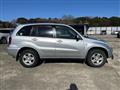 2004 Toyota RAV4