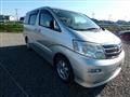 2004 Toyota Alphard