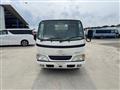 2004 Toyota Dyna Truck