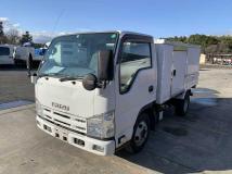 2011 Isuzu Elf