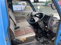 1986 Isuzu Elf