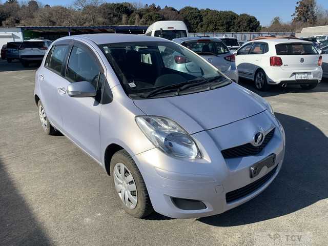 2010 Toyota Vitz