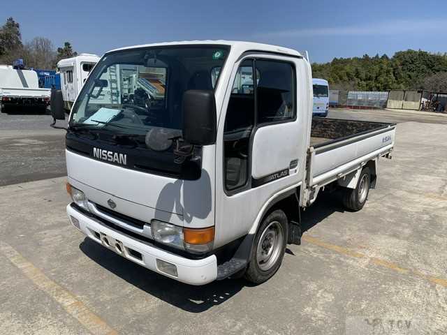 1995 Nissan Atlas