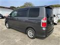 2009 Toyota Noah