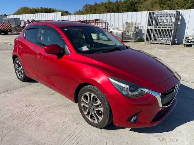2016 Mazda Demio