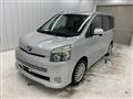 2007 Toyota Voxy