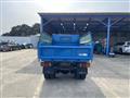 2002 Mitsubishi Canter
