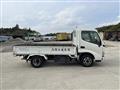 2004 Toyota Dyna Truck