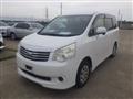 2013 Toyota Noah