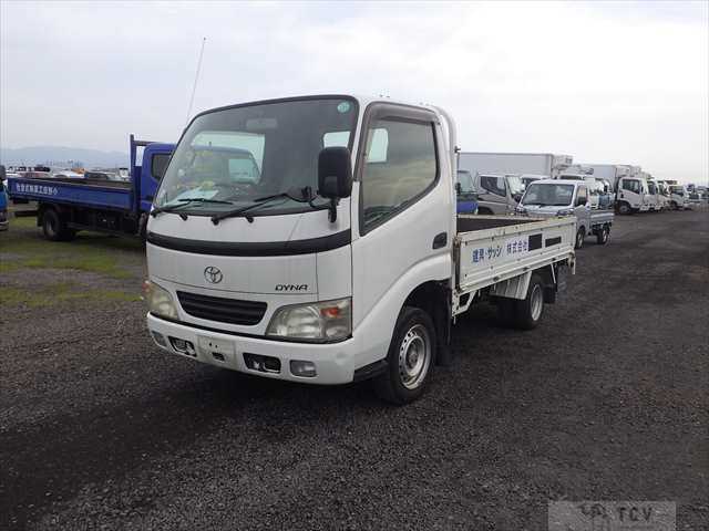 2004 Toyota Dyna Truck