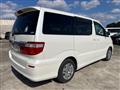 2003 Toyota Alphard