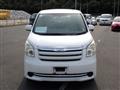 2010 Toyota Noah