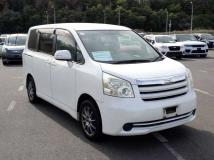 2010 Toyota Noah