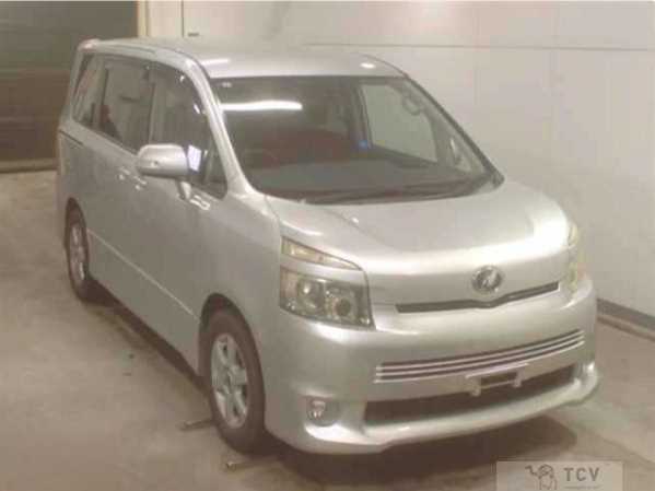 2009 Toyota Voxy