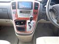 2003 Toyota Alphard
