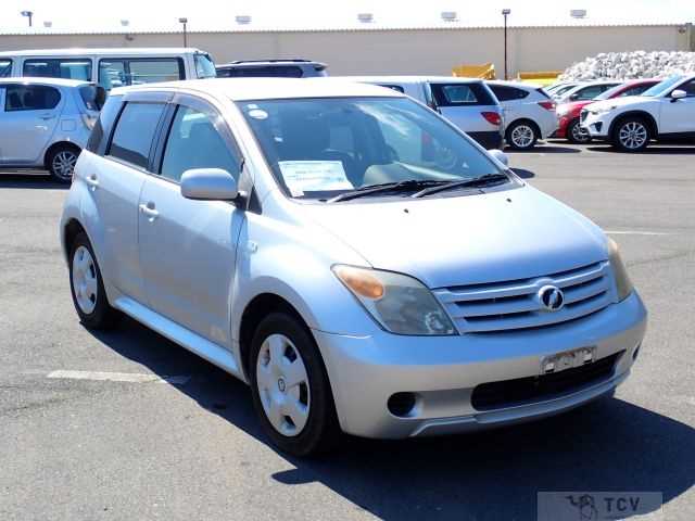 2006 Toyota IST