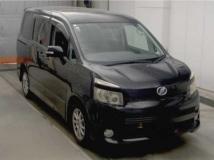 2007 Toyota Voxy