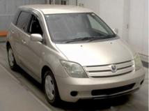 2004 Toyota IST