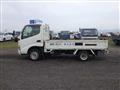 2004 Toyota Dyna Truck