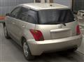 2004 Toyota IST