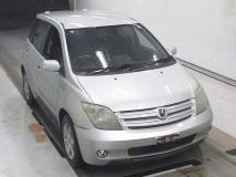 2002 Toyota IST