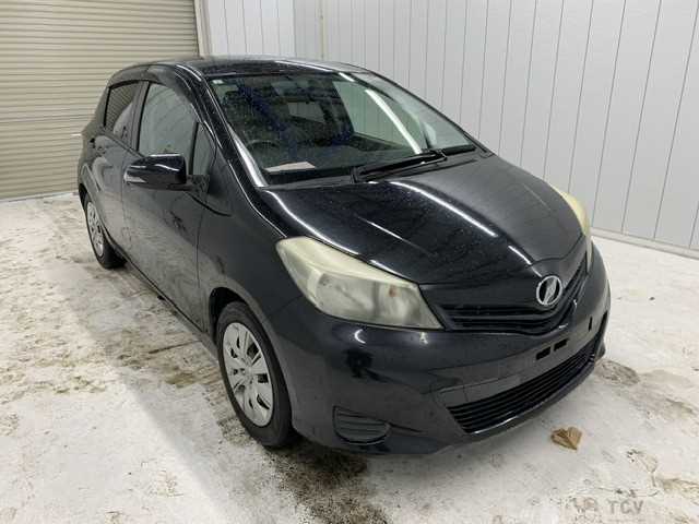 2011 Toyota Vitz