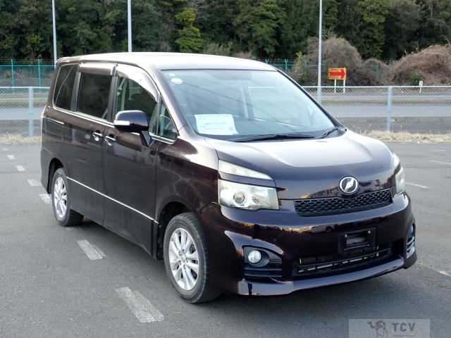 2011 Toyota Voxy