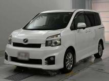 2011 Toyota Voxy
