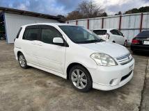 2005 Toyota Raum